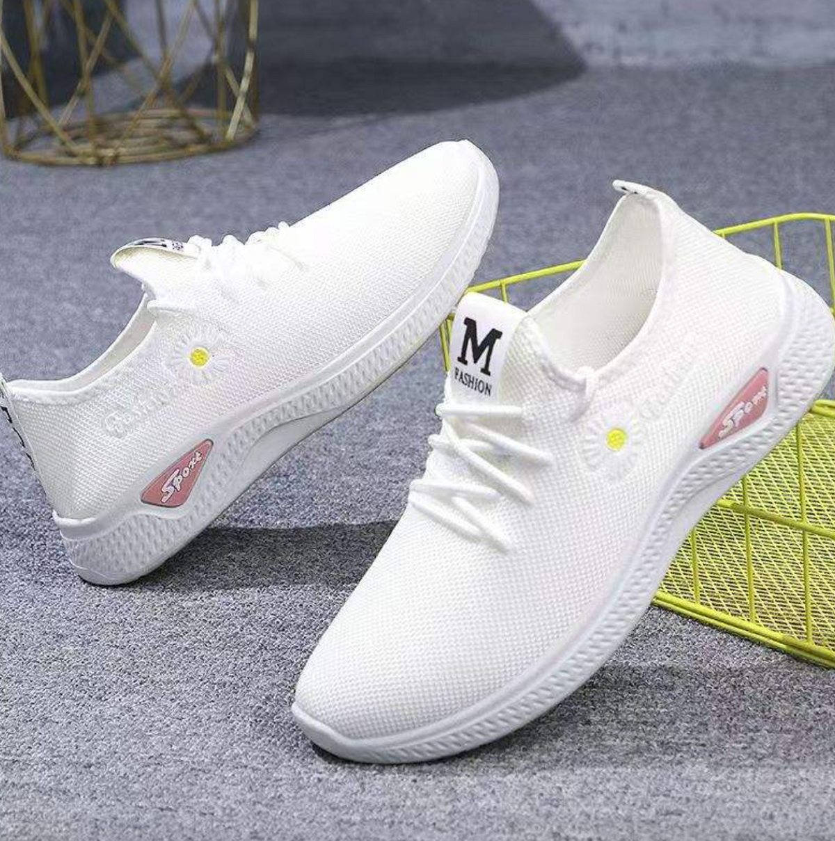Women’s Breathable Casual Sports Shoes – Lightweight Trendy Everyday Sneakers