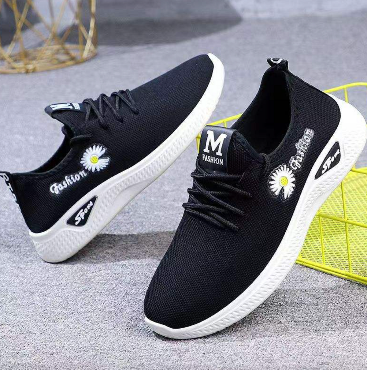 Women’s Breathable Casual Sports Shoes – Lightweight Trendy Everyday Sneakers