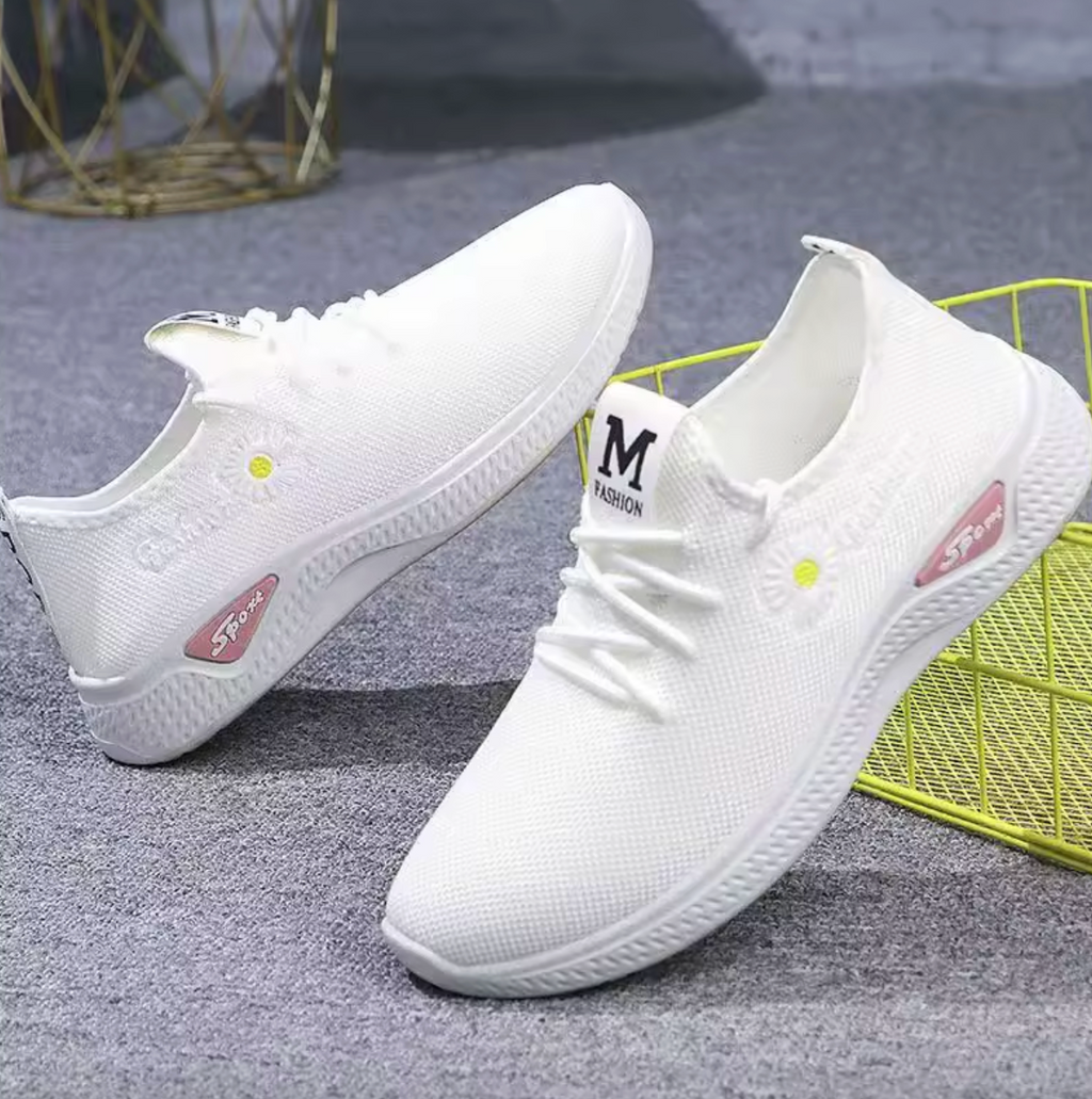Women’s Breathable Casual Sports Shoes – Lightweight Trendy Everyday Sneakers