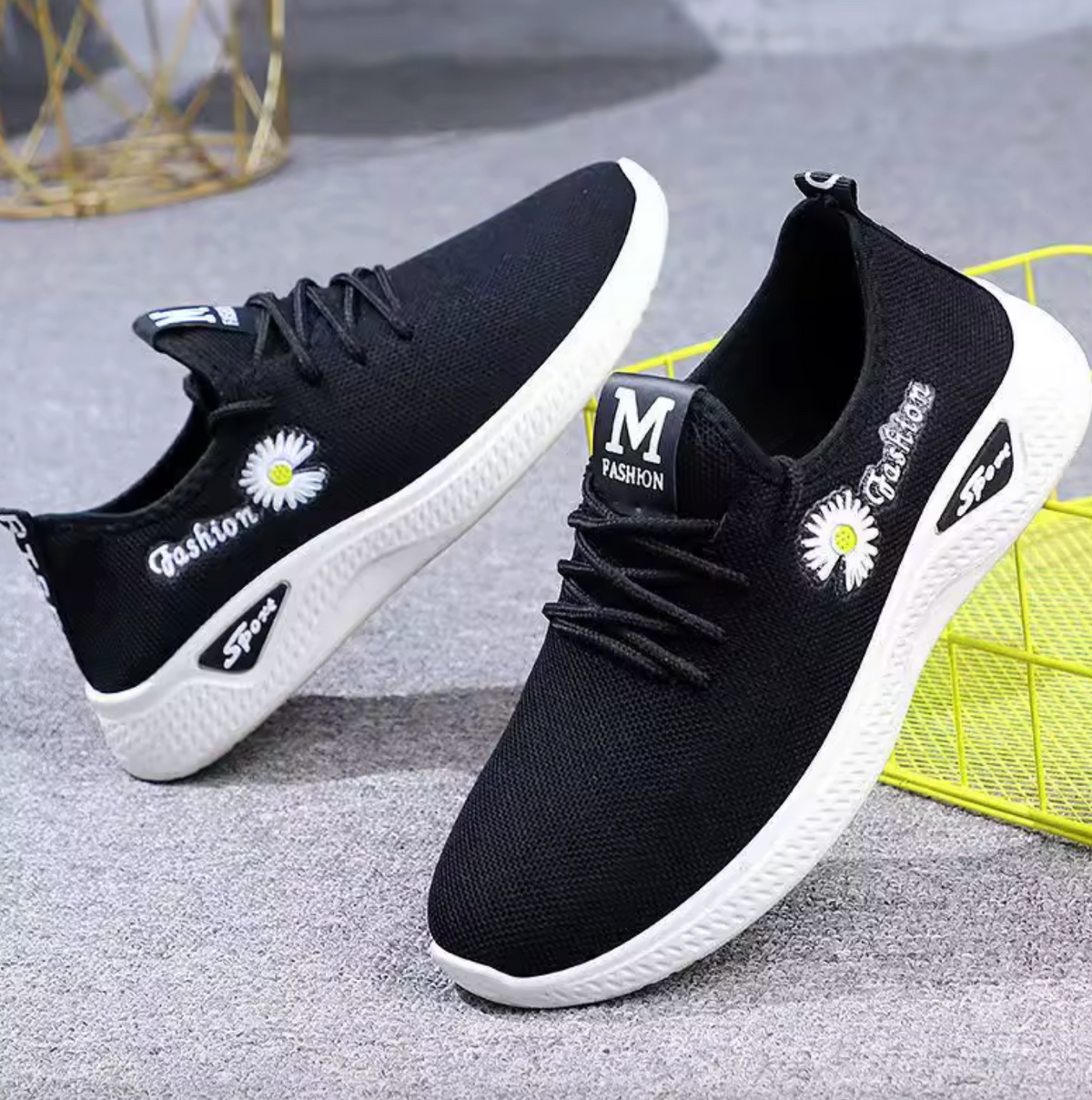 Women’s Breathable Casual Sports Shoes – Lightweight Trendy Everyday Sneakers
